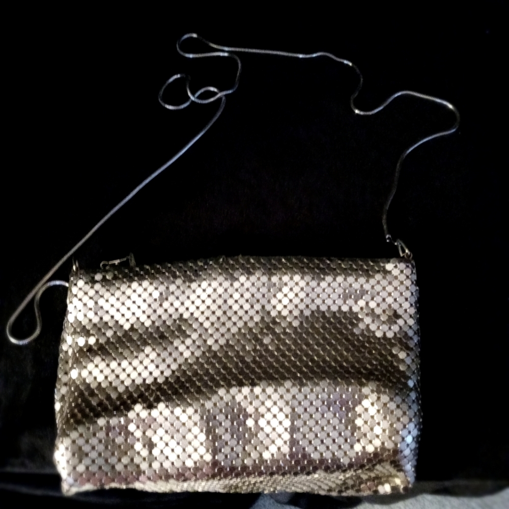 Gold Slinky Shoulder Bag Small -w long to hip chain strap zipper close